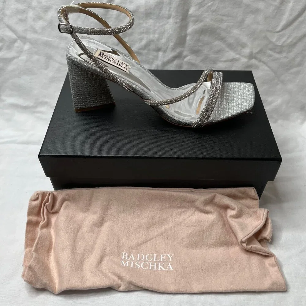 Badgley Mischka Freedom Bejeweled Straps Glitter Block Heels 9.5